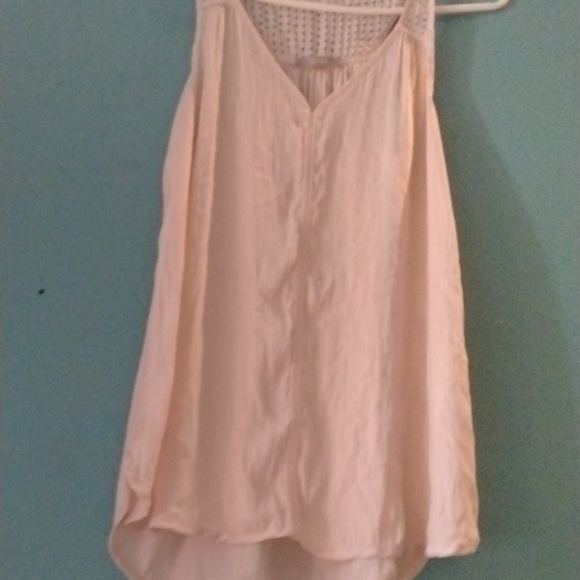 Super cute flowey light cream tank! - Picture 9 of 10